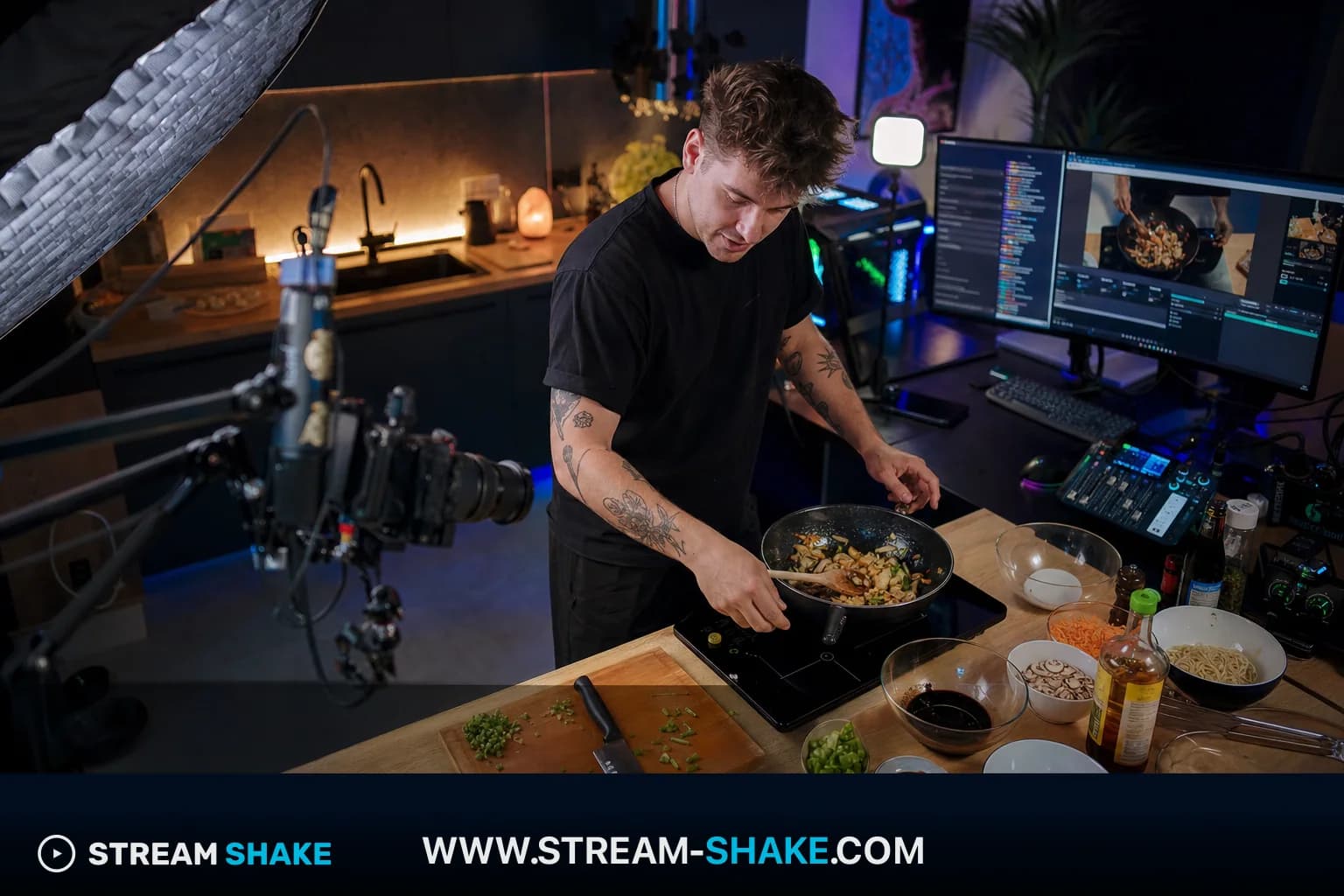 Ein Streamer bereitet in einer modernen Küche Essen zu, mit einem Stream Shake Wasserzeichen-Overlay.