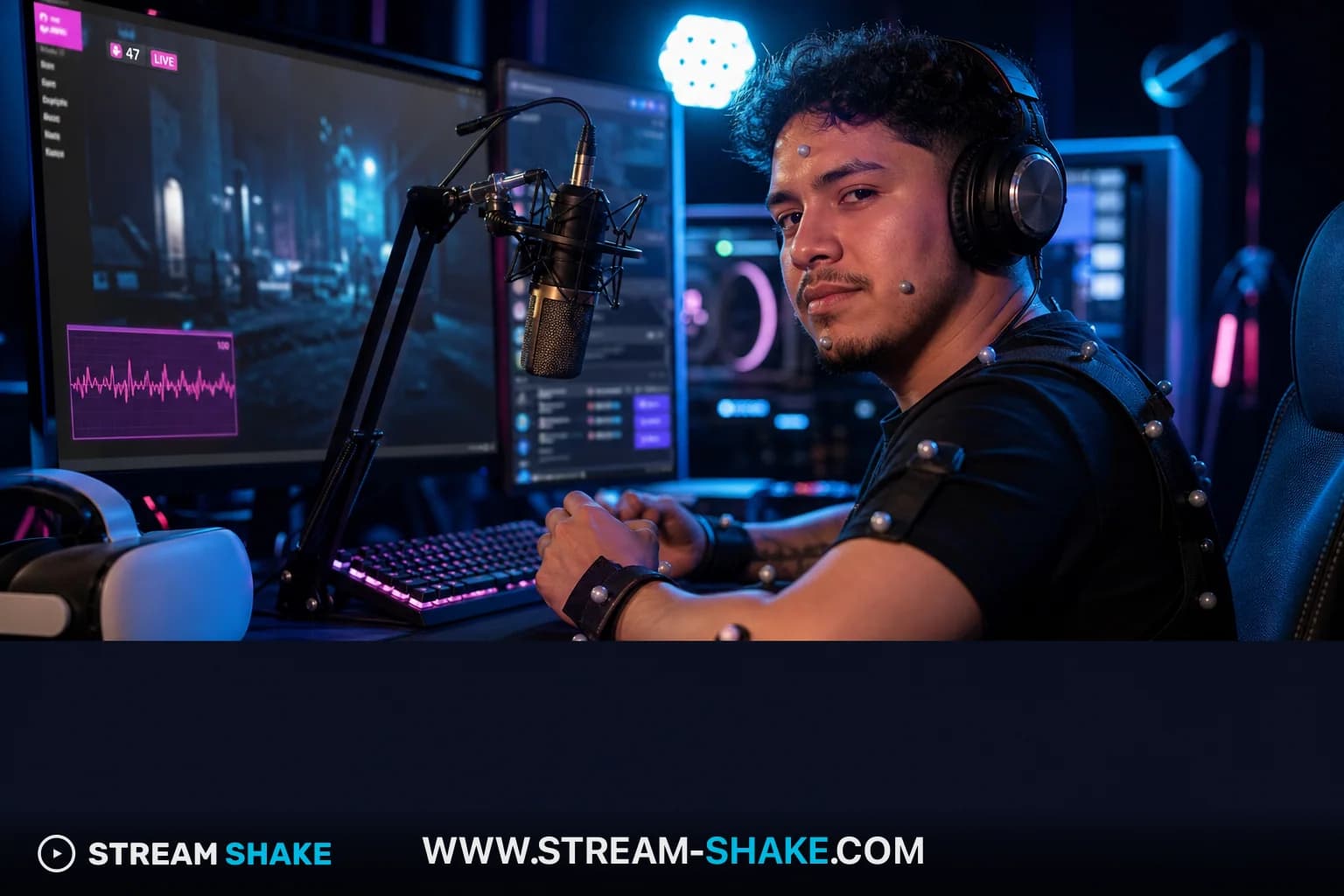 Un streamer VR Twitch in un mondo virtuale, indossando un auricolare VR e un monitoraggio completo del corpo, coinvolgendo con la chat visualizzata su uno schermo virtuale galleggiante.